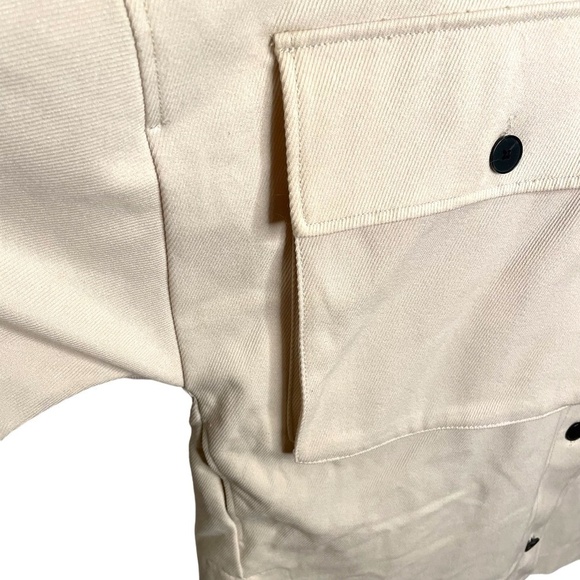 Oversized Shacket With Large Patch Pockets 🤍 - Picture 7 of 13